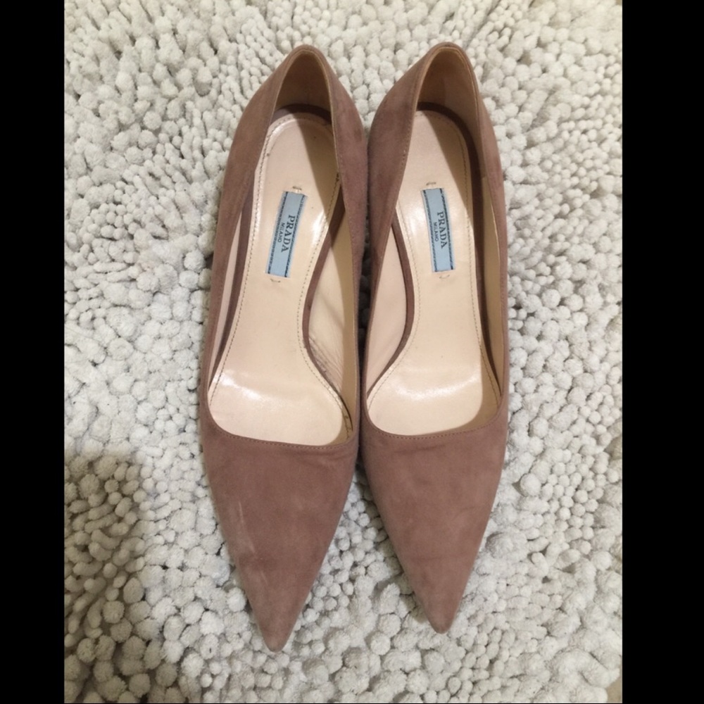 Prada suede pumps IT39 US size 8.5 or 8